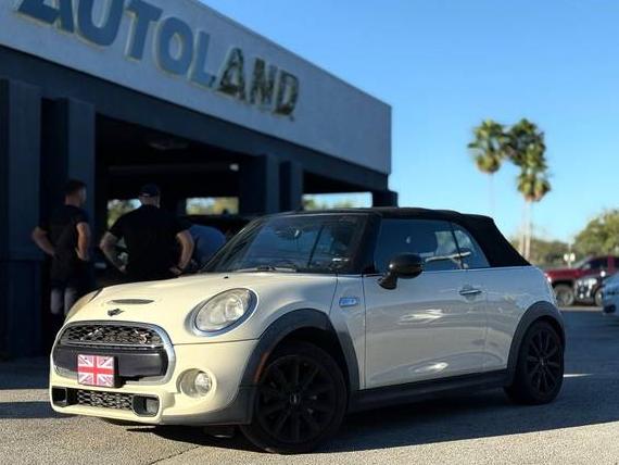 MINI COOPER CONVERTIBLE 2017 WMWWG9C53H3C80699 image